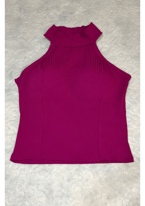 Blusinha Gola Alta Canelada